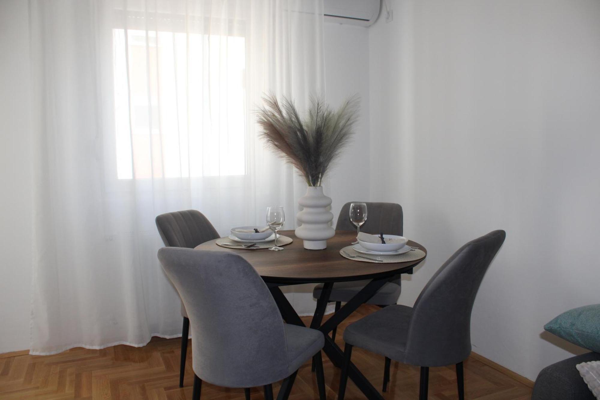 Apartment M สเมเดเรโว ภายนอก รูปภาพ