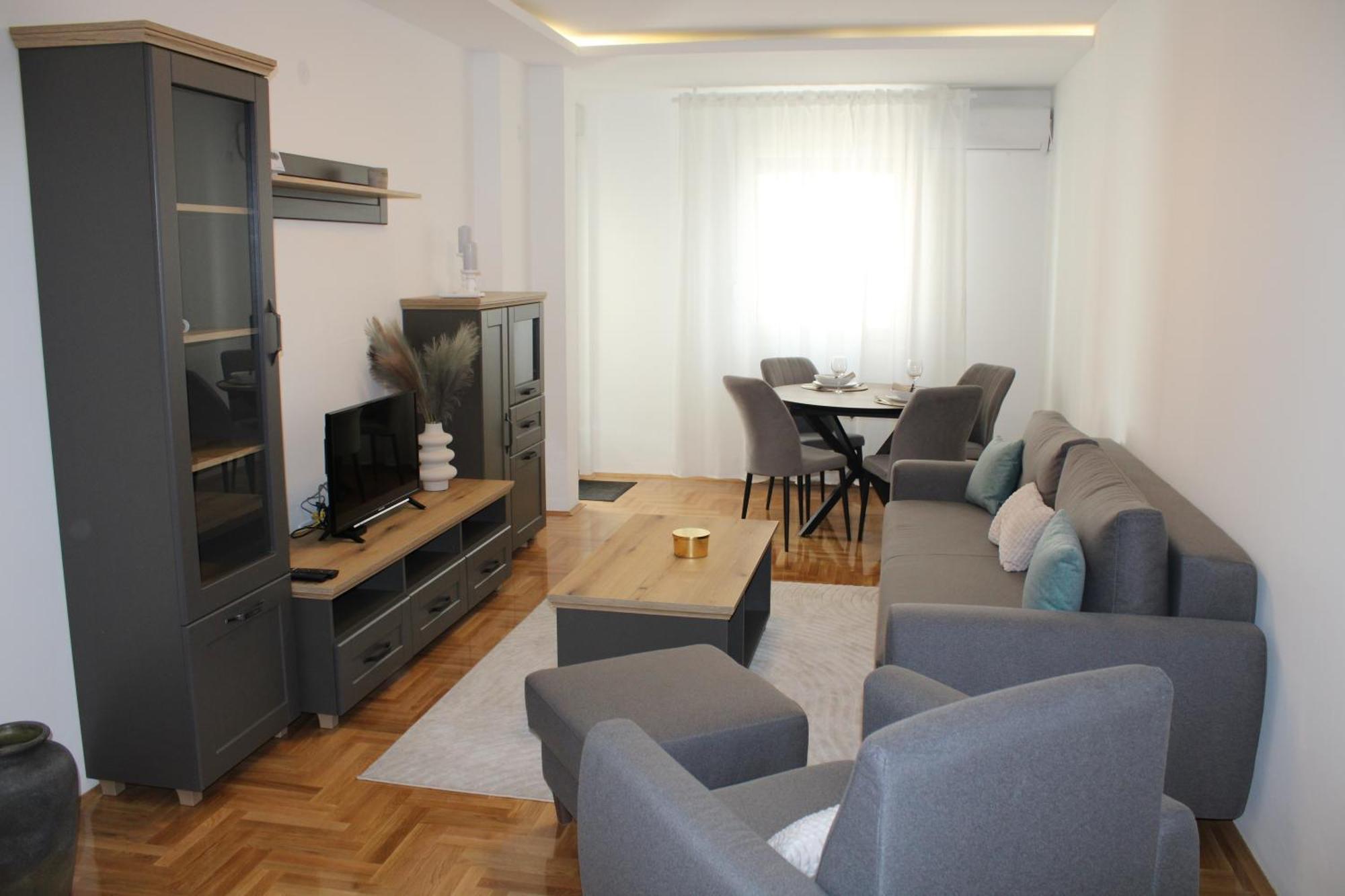 Apartment M สเมเดเรโว ภายนอก รูปภาพ